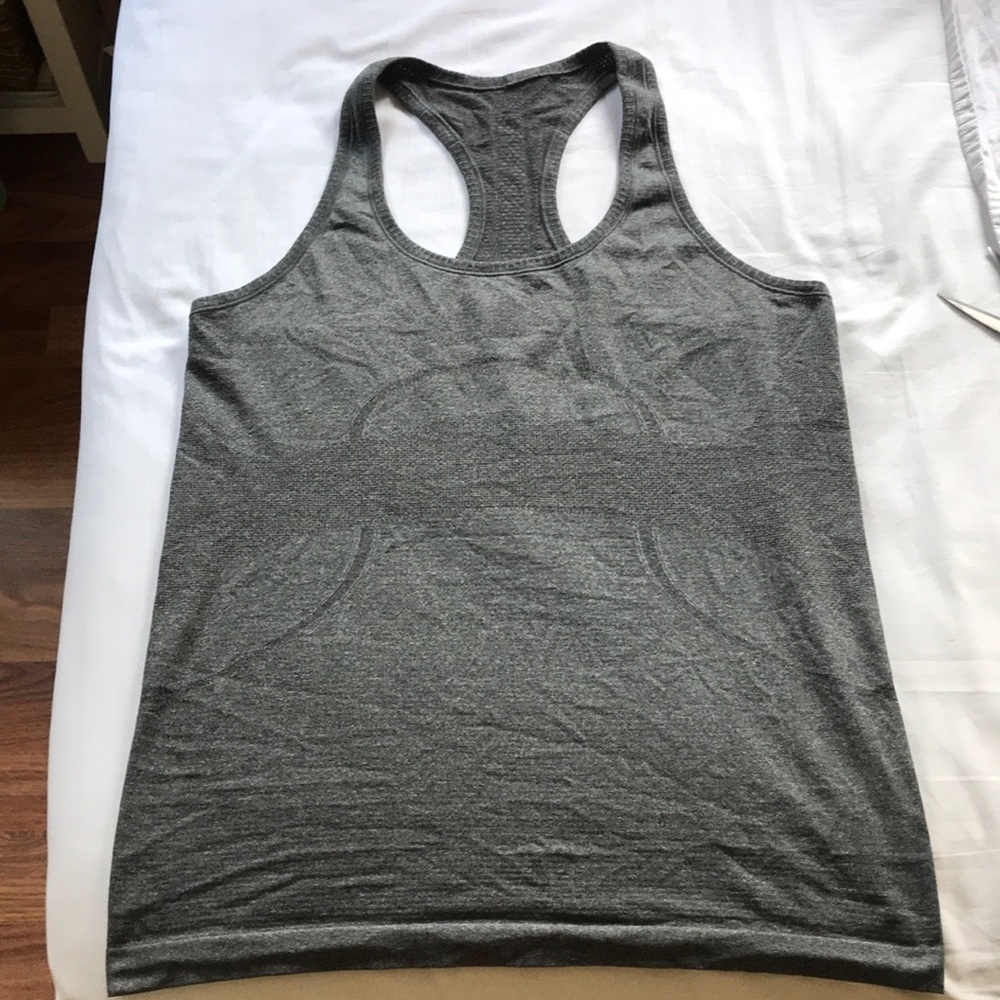 Lululemon swiftly tank